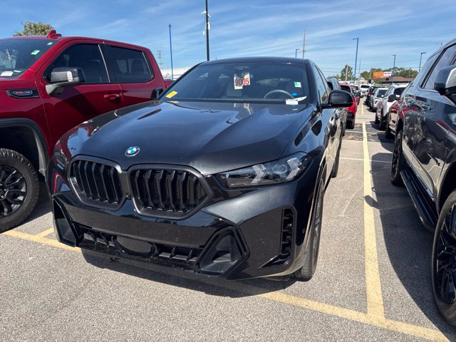 Used 2024 BMW X6 xDrive40i w/ Premium Package AWD/4WD image 2