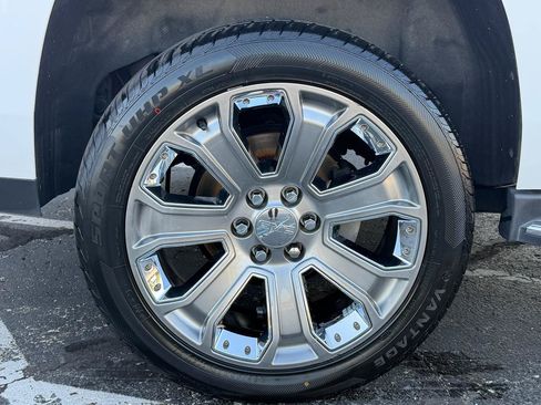 Used 2018 GMC Yukon Denali AWD/4WD image 36