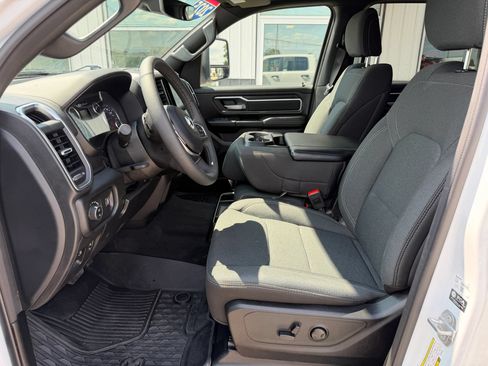 Used 2025 RAM 1500 Lone Star AWD/4WD image 10