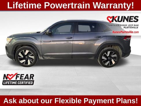 Used 2025 Volkswagen Atlas Cross Sport SE image 6