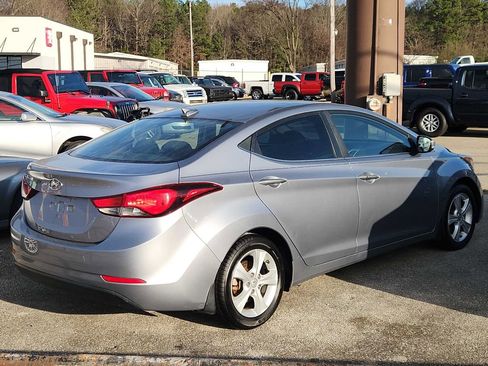 Used 2016 Hyundai Elantra Value Edition image 1