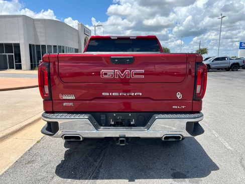 Used 2024 GMC Sierra 1500 SLT w/ SLT Premium Plus Package AWD/4WD image 6