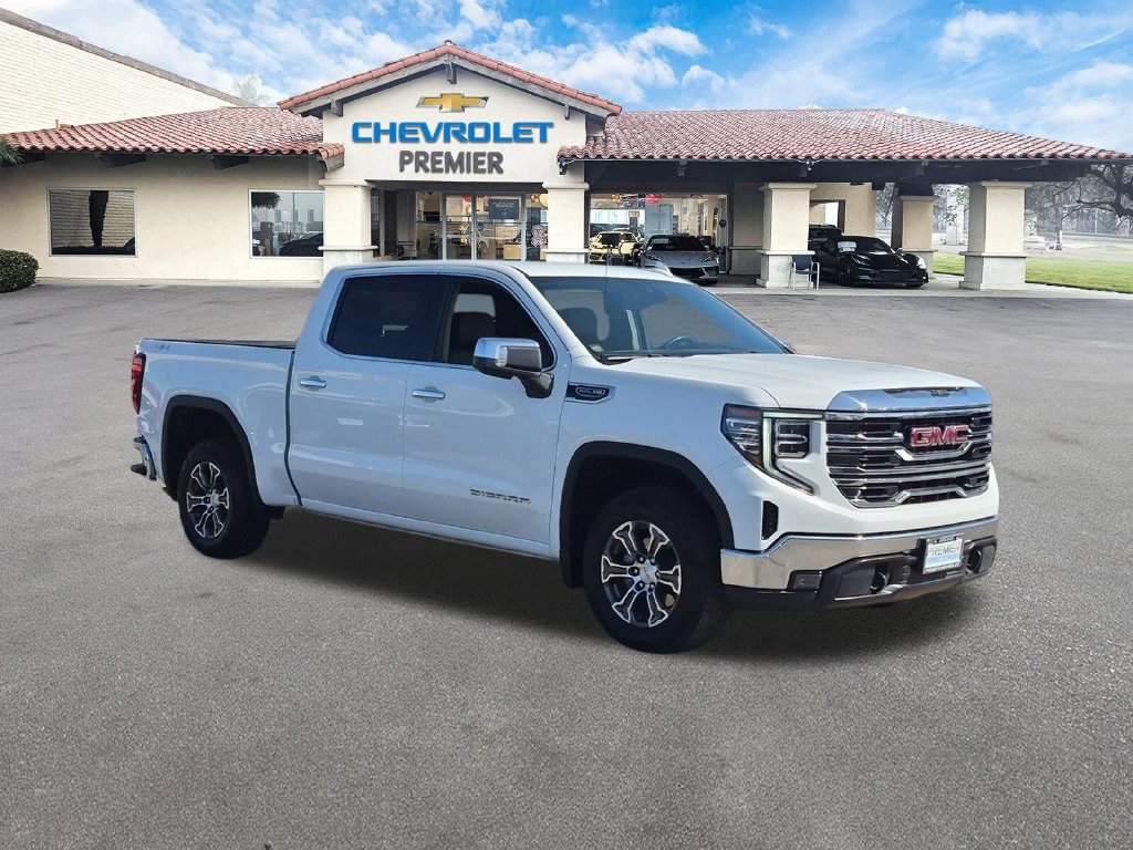 Used 2025 GMC Sierra 1500 SLT AWD/4WD image 2