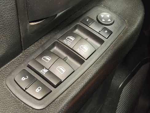 Used 2019 RAM 1500 Tradesman w/ Popular Equipment Group image 27