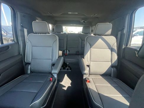 Used 2025 Chevrolet Silverado 2500 LTZ w/ LTZ Convenience Package image 25