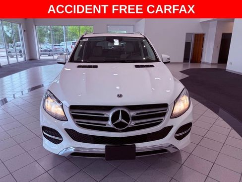 Used 2018 Mercedes-Benz GLE 350 4MATIC image 2