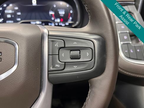 Used 2023 GMC Yukon XL SLT w/ SLT Premium Package AWD/4WD image 11