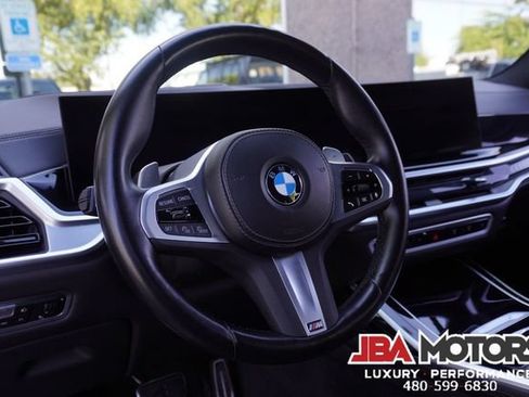 Used 2023 BMW X7 xDrive40i w/ M Sport Package AWD/4WD image 83