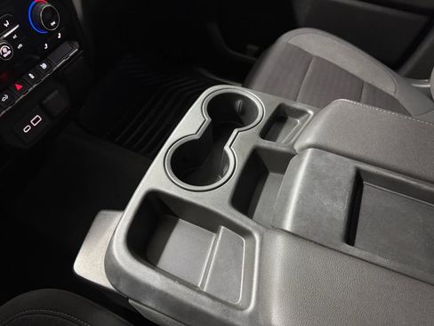 Used 2021 Chevrolet Silverado 1500 LT image 22