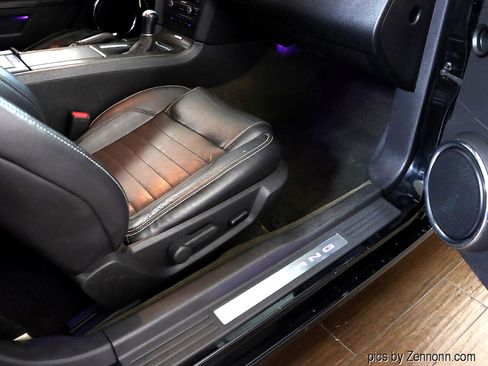 Used 2014 Ford Mustang Premium w/ Electronics Package image 27