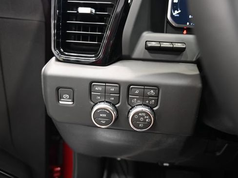 New 2026 GMC Sierra 2500 AT4 w/ AT4 Premium Plus Package AWD/4WD image 30