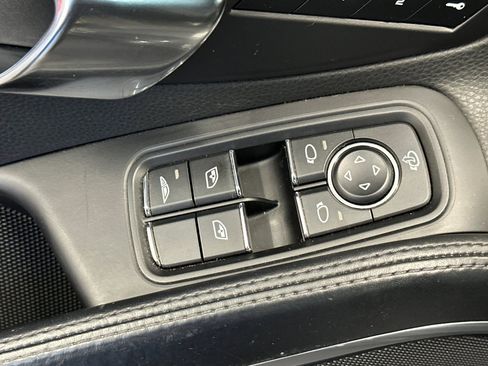 Used 2016 Porsche 911 Carrera image 14