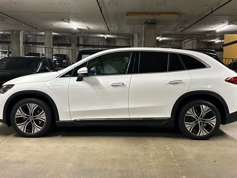 New 2026 Mercedes-Benz EQE 320 4MATIC SUV image 2