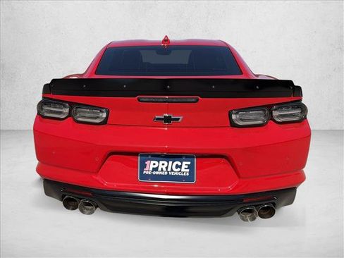 Used 2022 Chevrolet Camaro SS RWD image 20