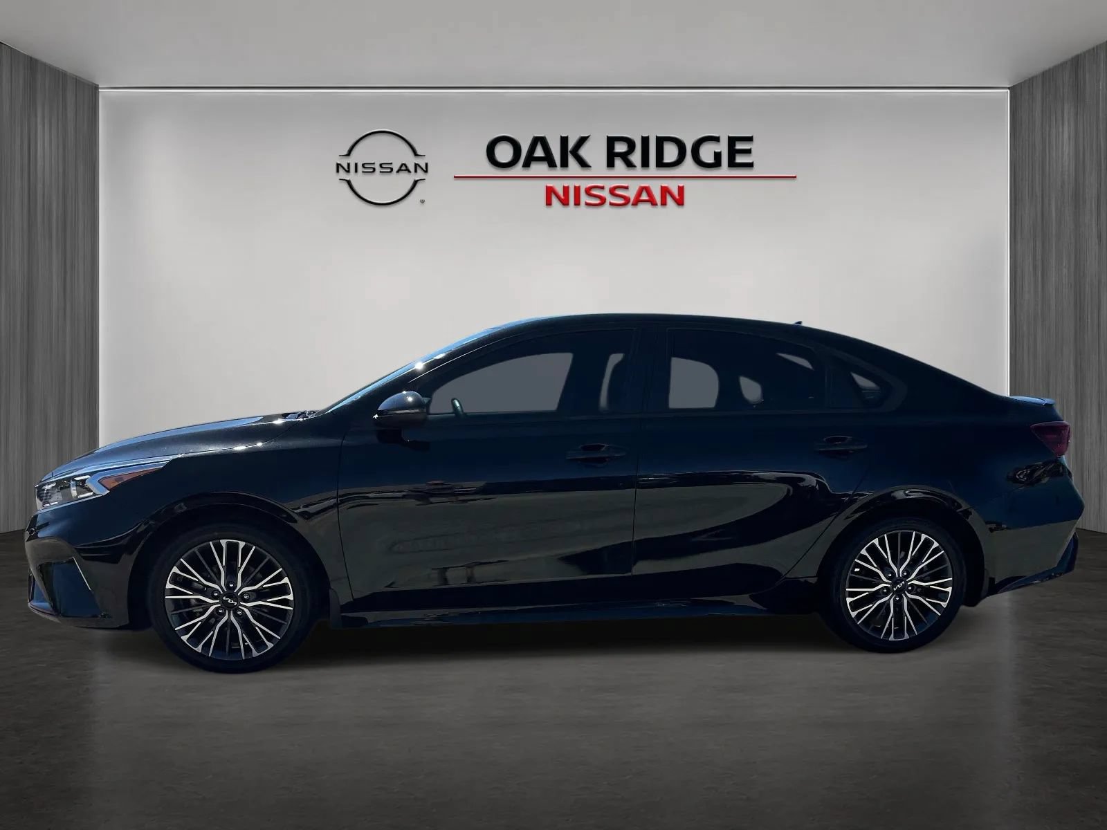 Used 2024 Kia Forte GT-Line w/ GT-Line Premium Package FWD image 6