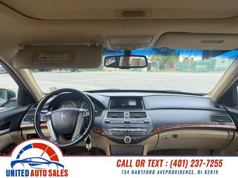 Used 2011 Honda Accord EX-L image 11