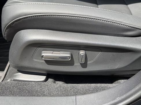 Certified 2025 Acura ADX AWD image 27