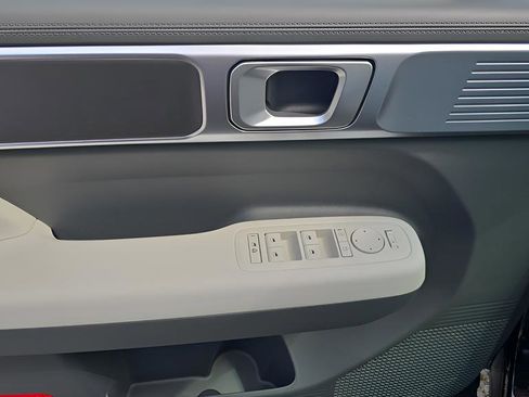 New 2026 Hyundai Santa Fe SE FWD image 18
