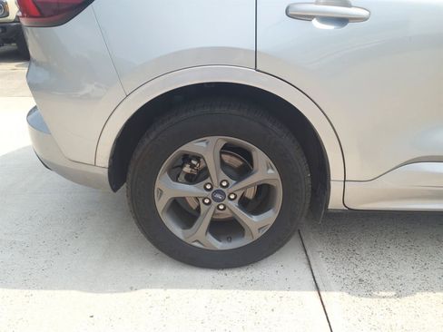 Used 2024 Ford Escape ST-Line FWD image 6