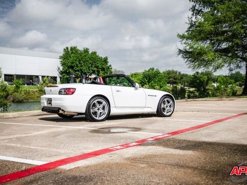Used 2001 Honda S2000 image 48
