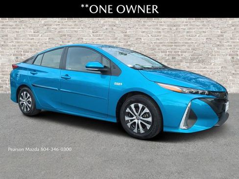 Used 2022 Toyota Prius Prime LE image 1