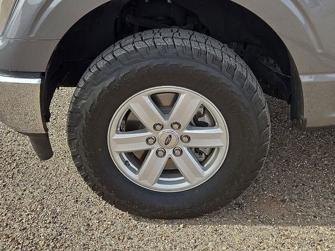 Used 2021 Ford F150 XLT image 10