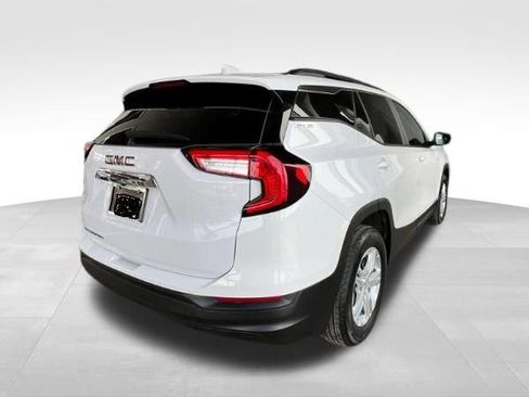 Used 2023 GMC Terrain SLE w/ Driver Convenience Package FWD image 3