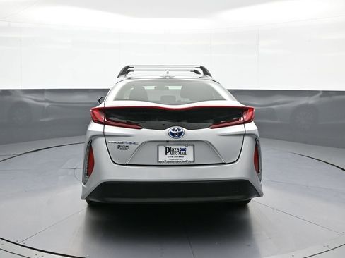 Used 2022 Toyota Prius Prime LE FWD image 7