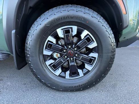 Used 2023 Nissan Frontier PRO-4X w/ Pro Convenience Package AWD/4WD image 5