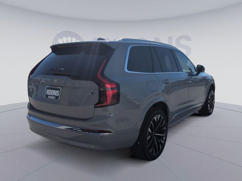 New 2026 Volvo XC90 B6 Ultra w/ Protection Package image 7