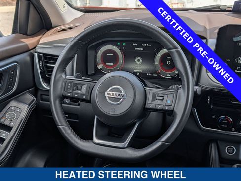 Used 2021 Nissan Rogue Platinum image 17