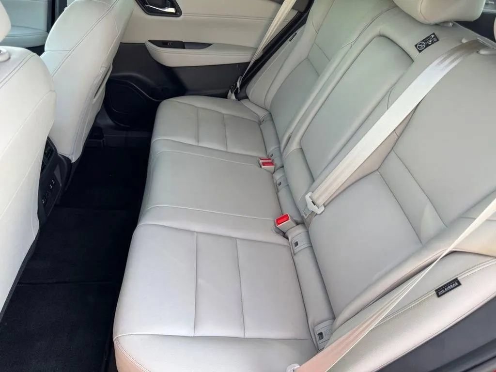 Used 2025 Nissan Rogue SL w/ SL Premium Package FWD image 22