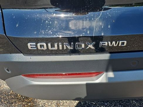New 2026 Chevrolet Equinox LT w/ Convenience Package II AWD/4WD image 35
