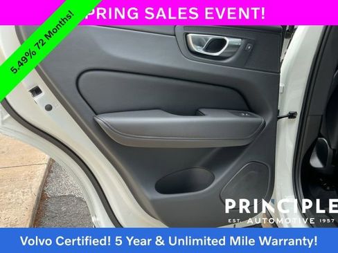 Certified 2023 Volvo XC60 T8 Plus AWD/4WD image 33