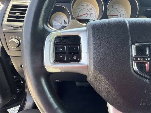 Used 2013 Dodge Challenger SXT RWD image 28