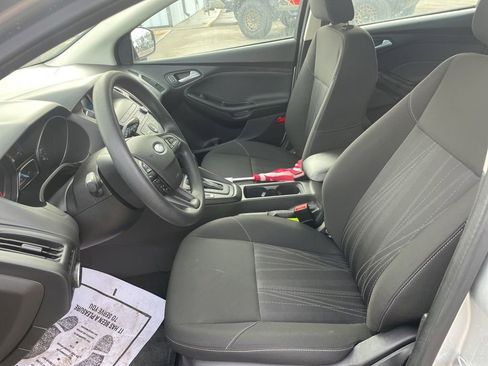Used 2018 Ford Focus SE image 16