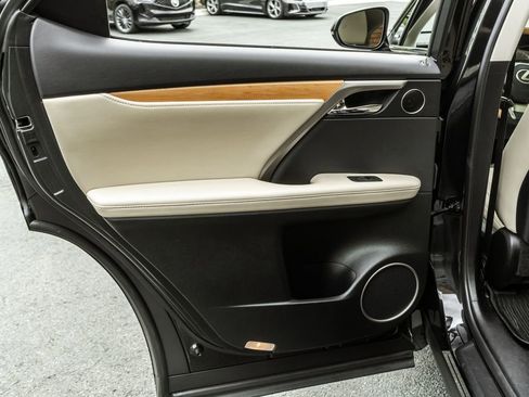 Used 2022 Lexus RX 450hL AWD w/ Premium Package image 30