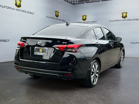 Used 2020 Nissan Versa SR w/ Convenience Package image 4