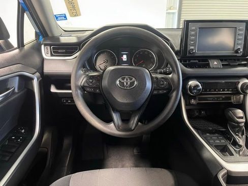 Used 2019 Toyota RAV4 XLE image 21