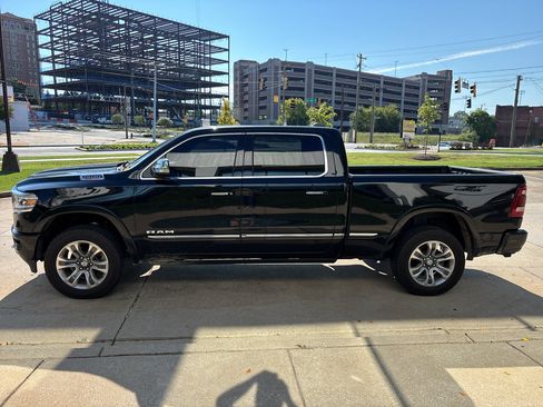 Used 2022 RAM 1500 Limited w/ Off Road Group AWD/4WD image 5