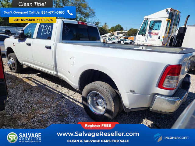 Used 2024 RAM 3500 Tradesman w/ Chrome Appearance Group AWD/4WD image 3