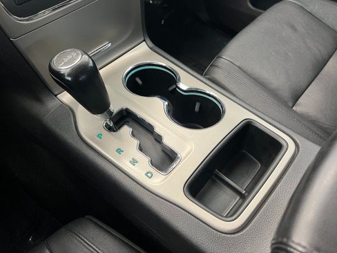 Used 2012 Jeep Grand Cherokee Laredo AWD/4WD image 23