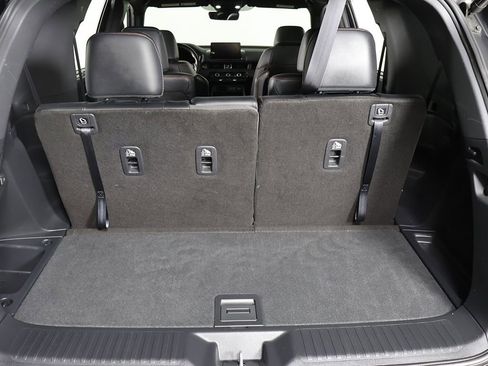 Used 2024 Honda Pilot TrailSport image 21