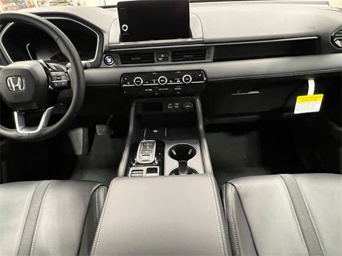 New 2025 Honda Pilot EX-L image 16
