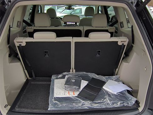 New 2026 Volkswagen Atlas SEL Premium R-Line image 21