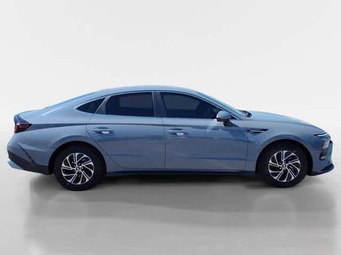 New 2026 Hyundai Sonata Blue FWD image 6