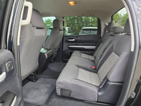 Used 2016 Toyota Tundra SR5 w/ SR5 Upgrade Package RWD image 36