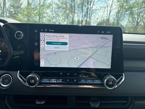 Used 2025 Chevrolet Colorado Trail Boss image 16