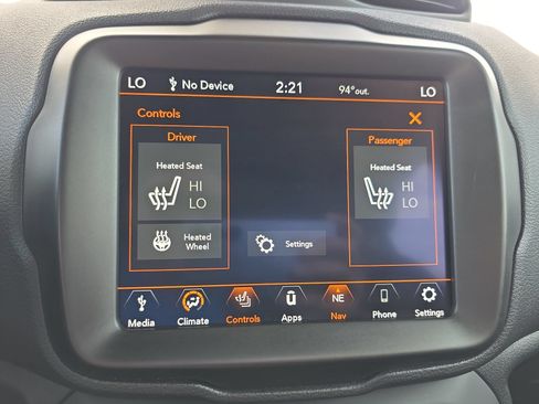 Used 2022 Jeep Renegade Altitude w/ Convenience Group AWD/4WD image 25