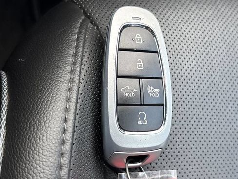 Used 2023 Hyundai Santa Cruz Limited w/ Launch Package AWD/4WD image 38